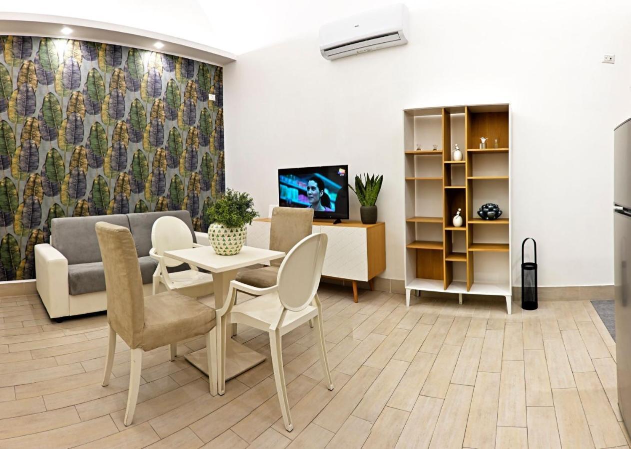 Saki Home Naples Extérieur photo